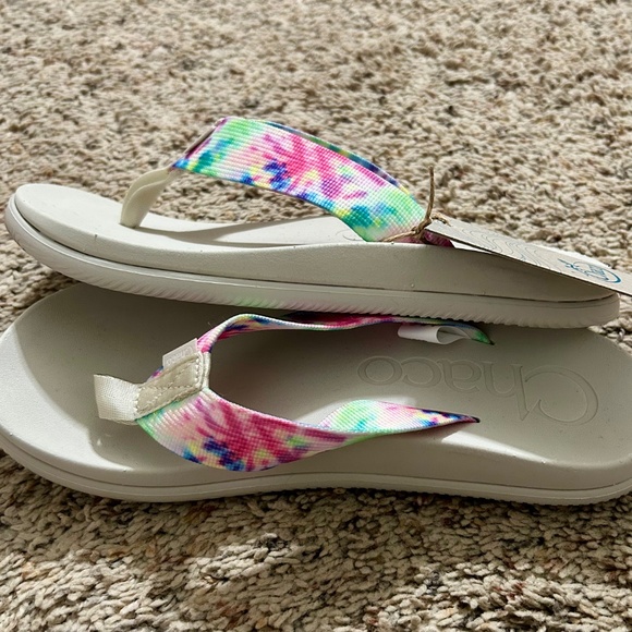 Chaco Flip Flops - NWT! - Picture 2 of 3